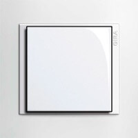 Gira Event. Цвет рамки: Белый матовый; Цвет вставки и клавиши: Белый глянцевый