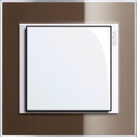 Gira Event Clear. Цвет рамки: Коричневый; Цвет вставки и клавиши: Белый глянцевый