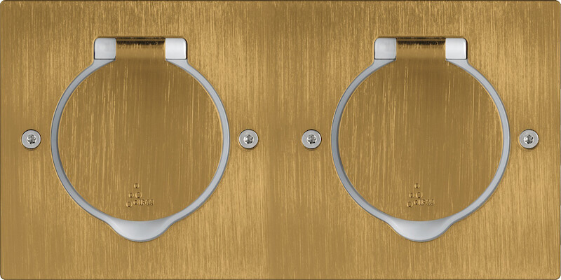 Legrand, DLP IP 44, Встраиваемый розеточный блок, цвет - бронза, форма - прямоугольная.