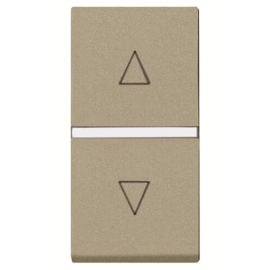 Механизм выключателя жалюзи кнопочный, без фиксации, 1-модульный, серия Zenit, цвет шампань
Zenit,  без фиксации,  без подсветки,   цвет - шампань,  пластмасса,  N2144 CV,  2CLA214400N1901,  ABB
 - PULSAL.RU