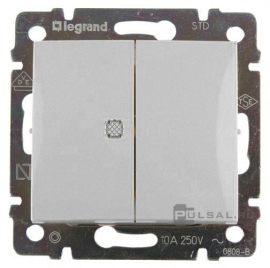 Выключатель
Valena,  двухклавишный,  с индикацией,   цвет - алюминий,  пластмасса,  770145,  7 701 45,  Legrand
 - PULSAL.RU