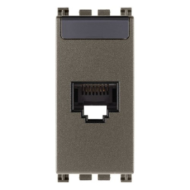 Розетка компьютерная RJ45 Cat.6 (UTP)
Arke,  одинарная,   цвет - металл,  пластмасса,  19339.13.M VIM,  19339.13.M,  Vimar
 - PULSAL.RU