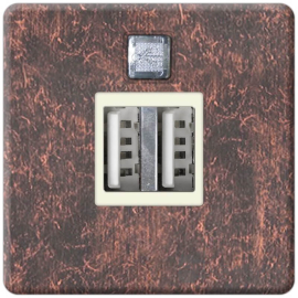 Розетка USB, 2,0 А
San Sebastian,  Sevilla,  Sanremo,  San Sebastian Surface,  USB type-A 5V,  двойная,   цвет - медь состаренная (rustic copper),  металл,  FD-212USBRU-A,  FEDE
 - PULSAL.RU