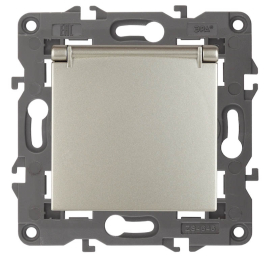 Розетка
Elegance,  со шторками,  с крышкой,  с заземлением,  одинарная,  безвинтовые клеммы,   цвет - шампань,  пластмасса,  Б0034281,  14-2103-04,  ЭРА
 - PULSAL.RU