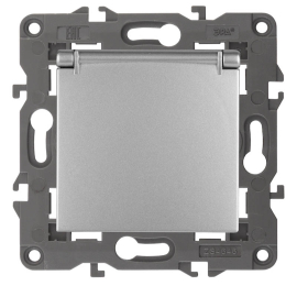 Розетка
Elegance,  со шторками,  с крышкой,  с заземлением,  одинарная,  безвинтовые клеммы,   цвет - алюминий,  пластмасса,  Б0034280,  14-2103-03,  ЭРА
 - PULSAL.RU