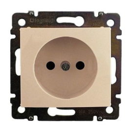 Розетка
Valena,  без шторок,  без заземления,  одинарная,  винтовые клеммы,   цвет - слоновая кость,  пластмасса,  695611,  6 956 11,  Legrand
 - PULSAL.RU
