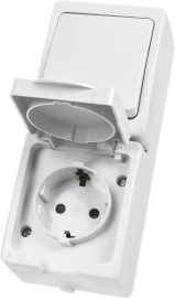 Блок, розетка + выключатель (вертикальный)
Вуокса,  со шторками,  с крышкой,  с заземлением,  одинарная,  винтовые клеммы,   цвет - белый,  пластмасса,  IP 54,  SQ1803-1011,  TDM
 - PULSAL.RU